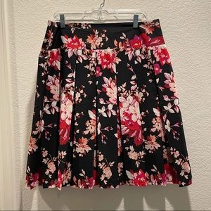 Roz & Ali pleated floral skirt